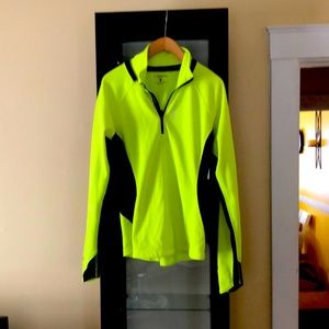 Brooks Long Sleeve Top w/1/4 zip